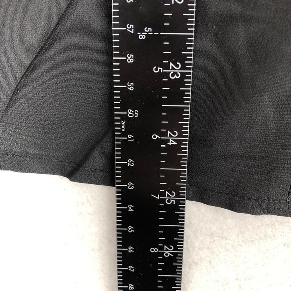 Line & Dot Women's Size Medium Black Chain Detail Sleeveless Crepe Blouse - Picture 6 of 11